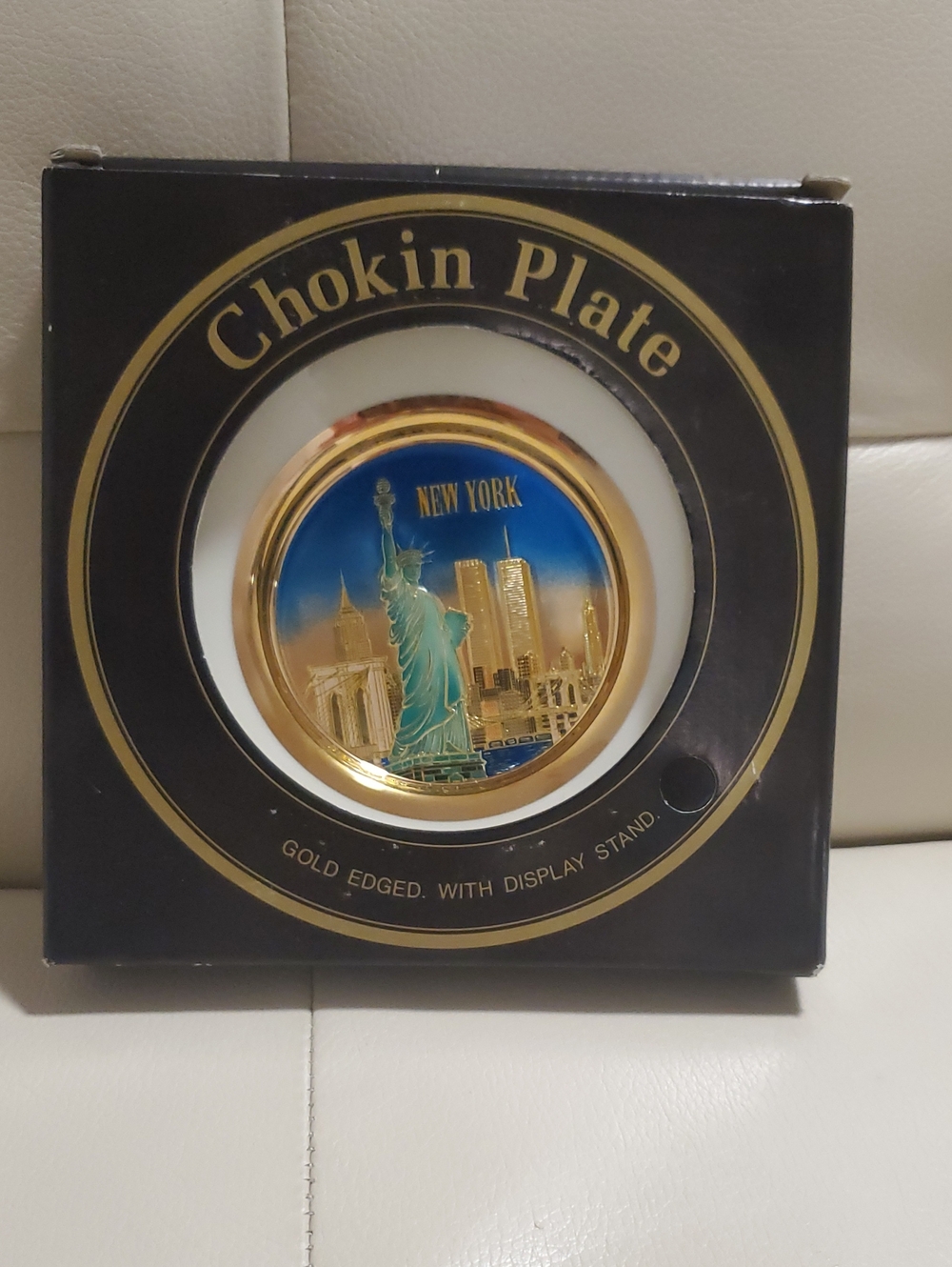 New York Souvenir Decorative Plate - Gold Edge (Blue/Gold)